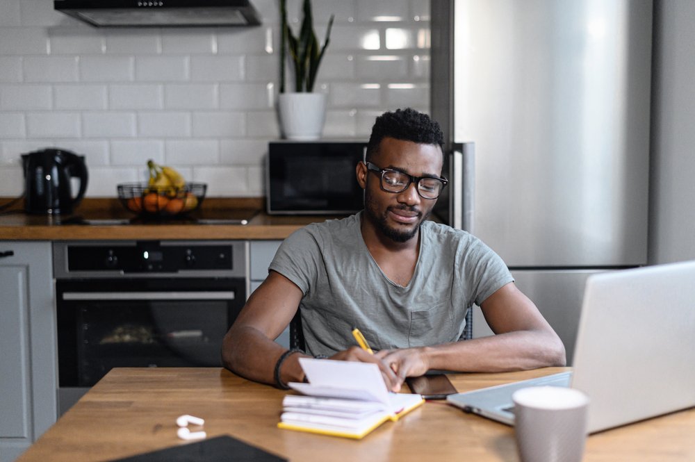 freelancer sitting at the desk