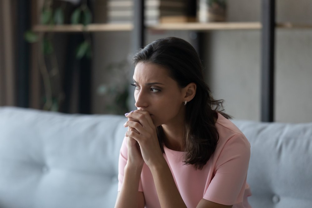 female feel anxious worried